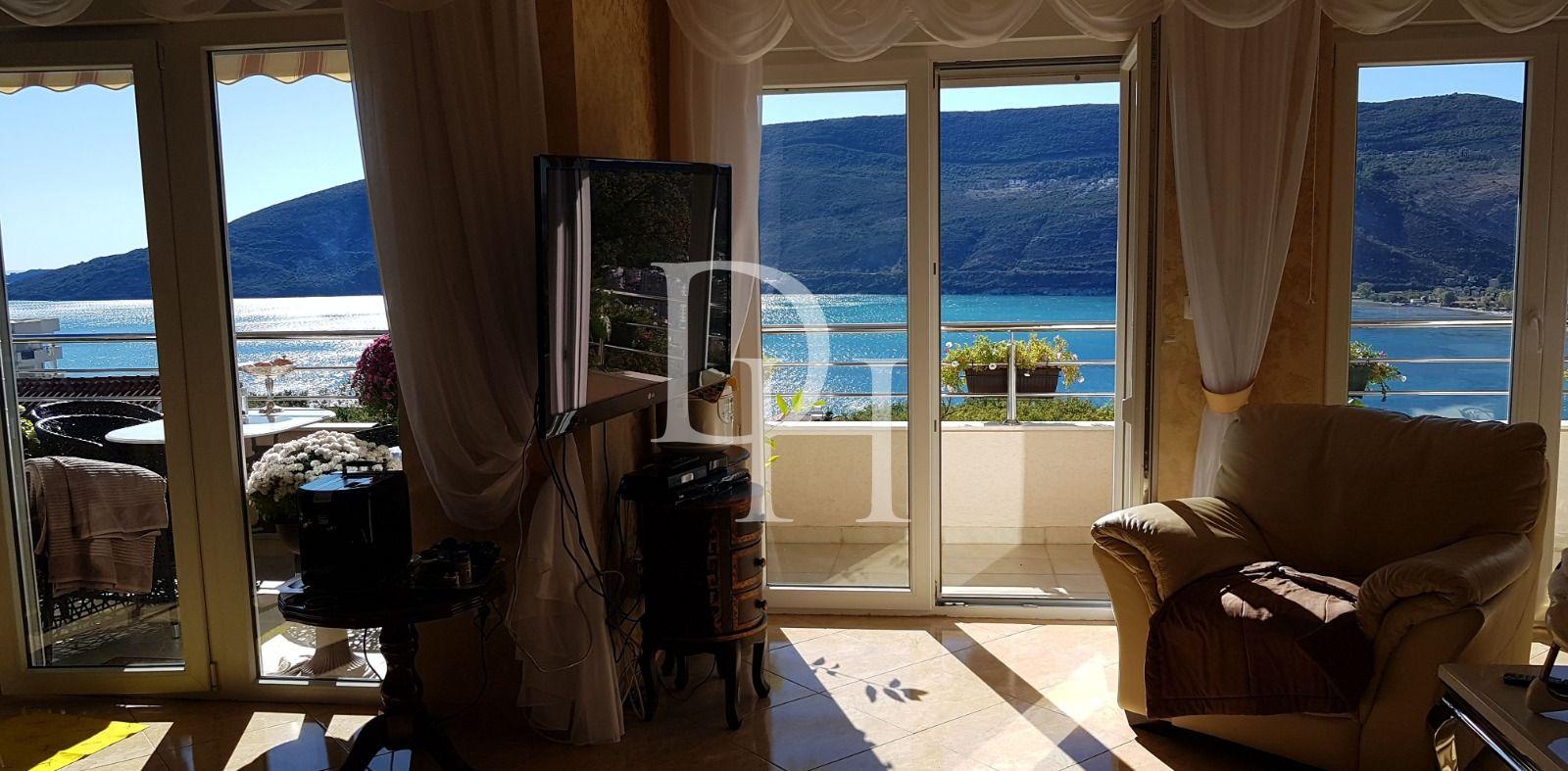 Апартаменты, Черногория, О. Херцег-Нови, Герцег-Нови, 300 000 € фото 1