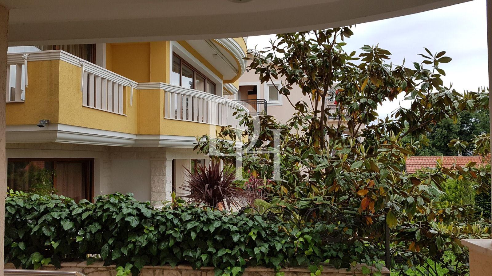 Апартаменты, Черногория, О. Херцег-Нови, Герцег-Нови, 300 000 € фото 3