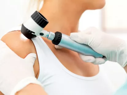 Calling a dermatologist (ID:11298)