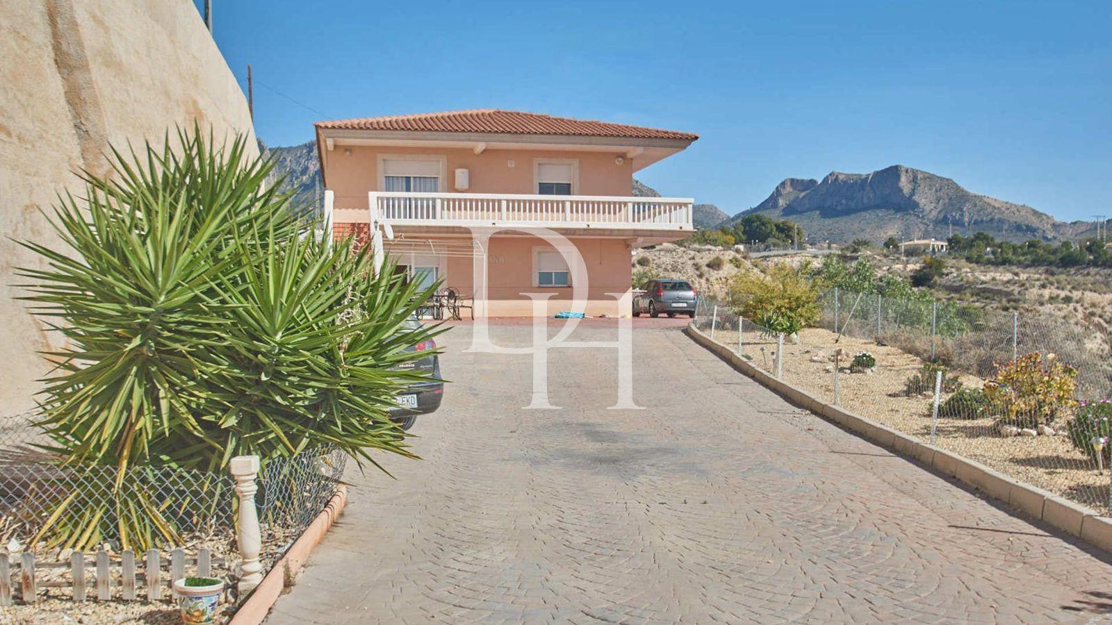 House / Villa, Spain, Valencia region, Benidorm, 338 000 € photo 1