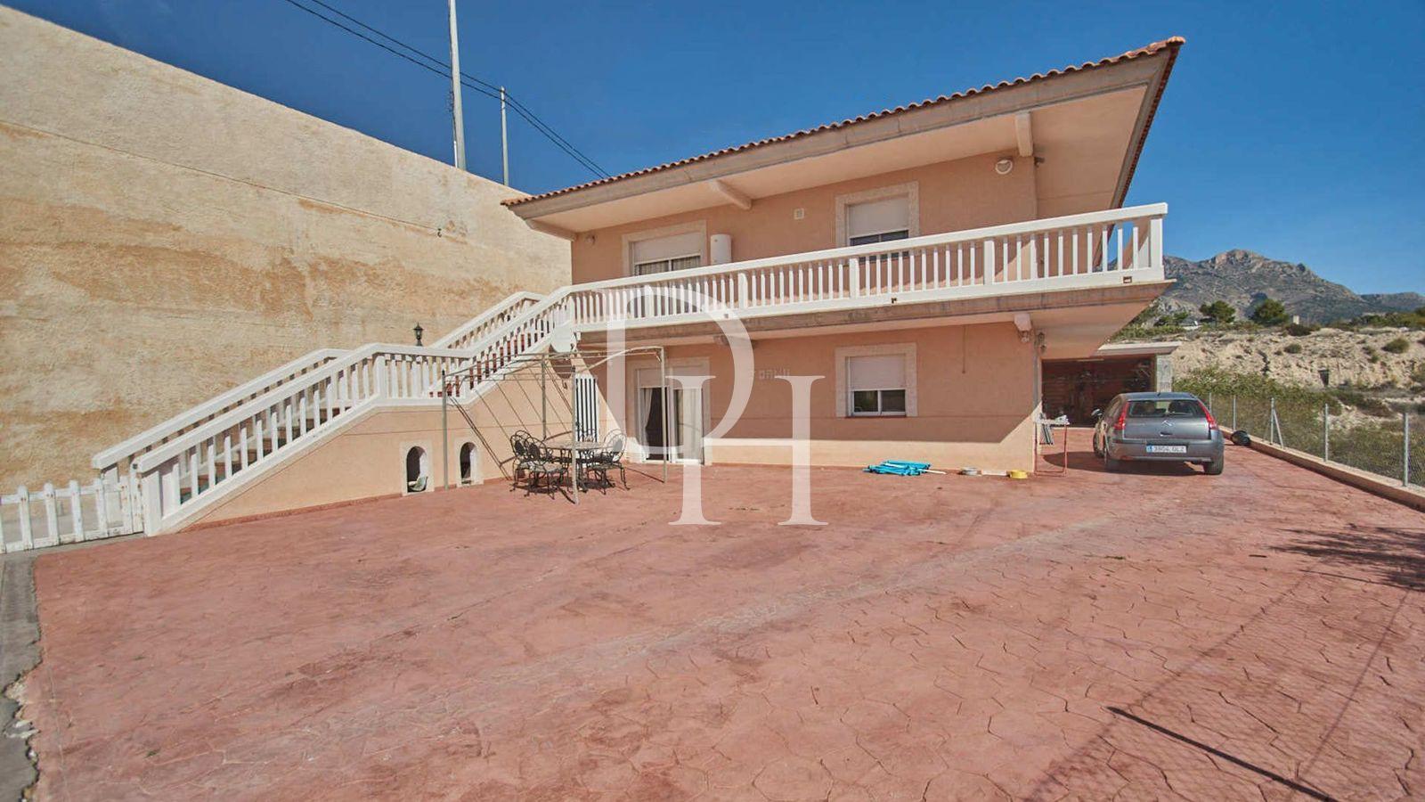 House / Villa, Spain, Valencia region, Benidorm, 338 000 € photo 4