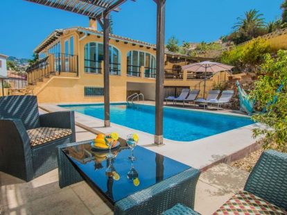 Villa in Calpe, Spain for 410 000€ (ID:74487)