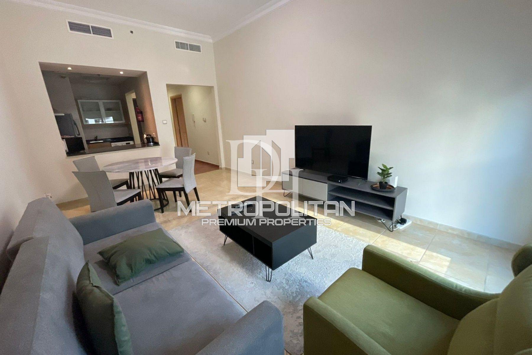 Apartments, UAE, Emirate of Dubai, Dubai Marina, 1 350 000 Dh photo 2