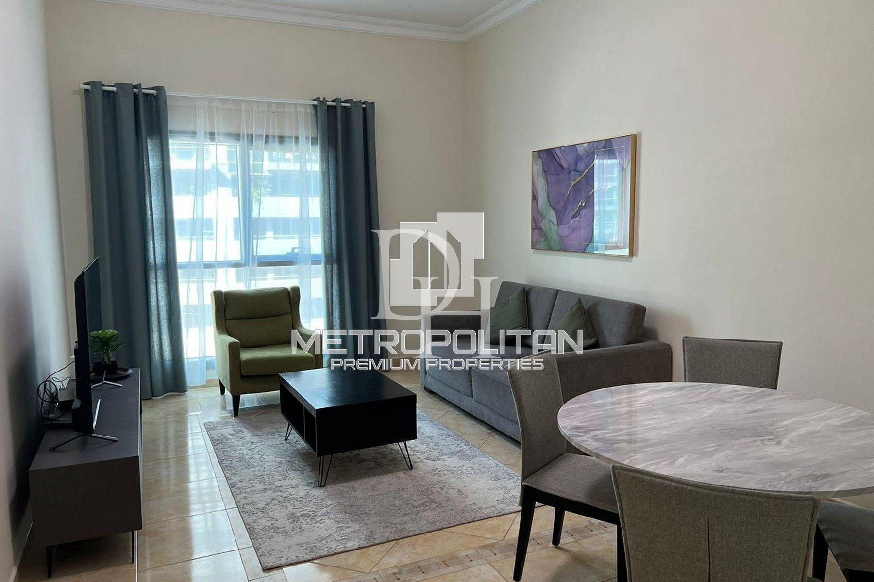 Apartments, UAE, Emirate of Dubai, Dubai Marina, 1 350 000 Dh photo 4