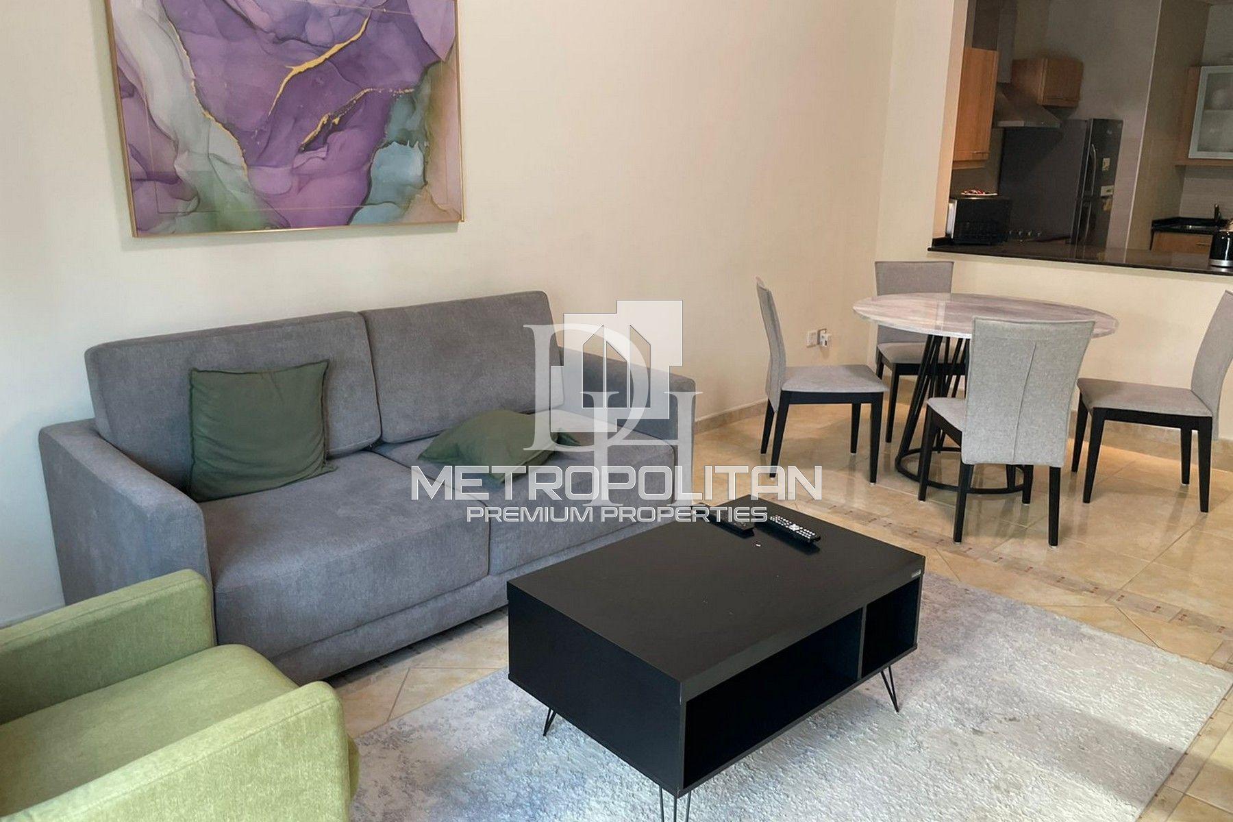 Apartments, UAE, Emirate of Dubai, Dubai Marina, 1 350 000 Dh photo 9