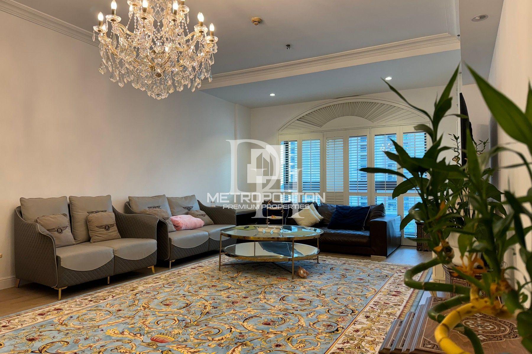 Apartments, UAE, Emirate of Dubai, Palm Jumeirah, 3 620 000 Dh photo 1