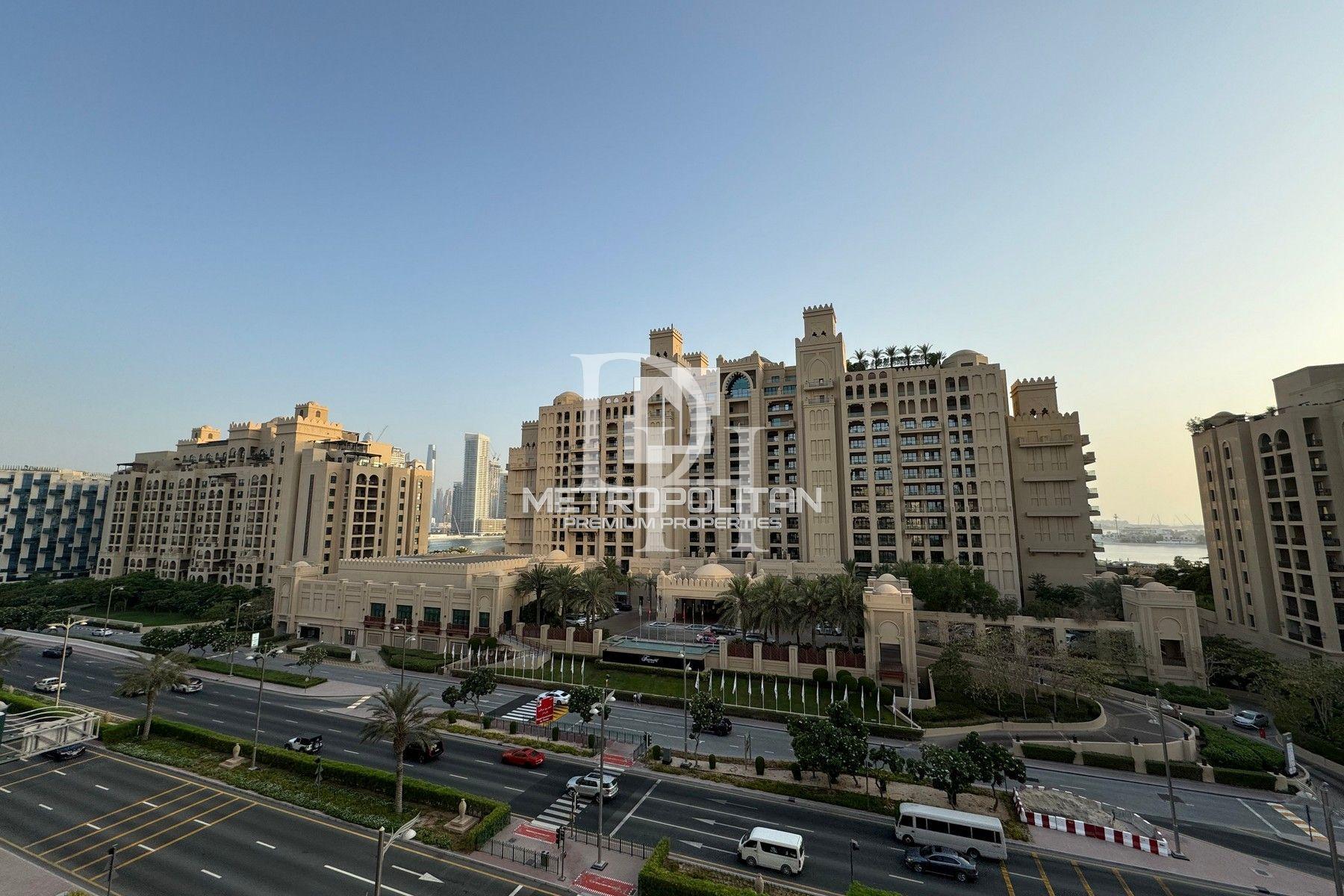 Apartments, UAE, Emirate of Dubai, Palm Jumeirah, 3 620 000 Dh photo 9