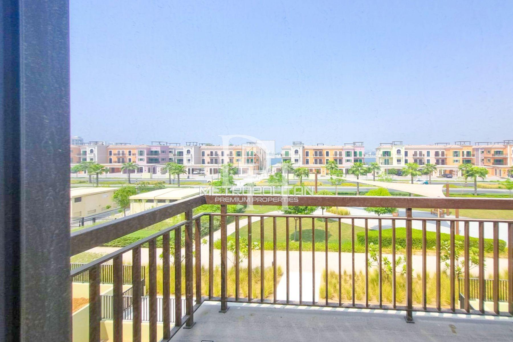 House / Townhouse, UAE, Emirate of Dubai, Jumeirah, 9 900 000 Dh photo 1
