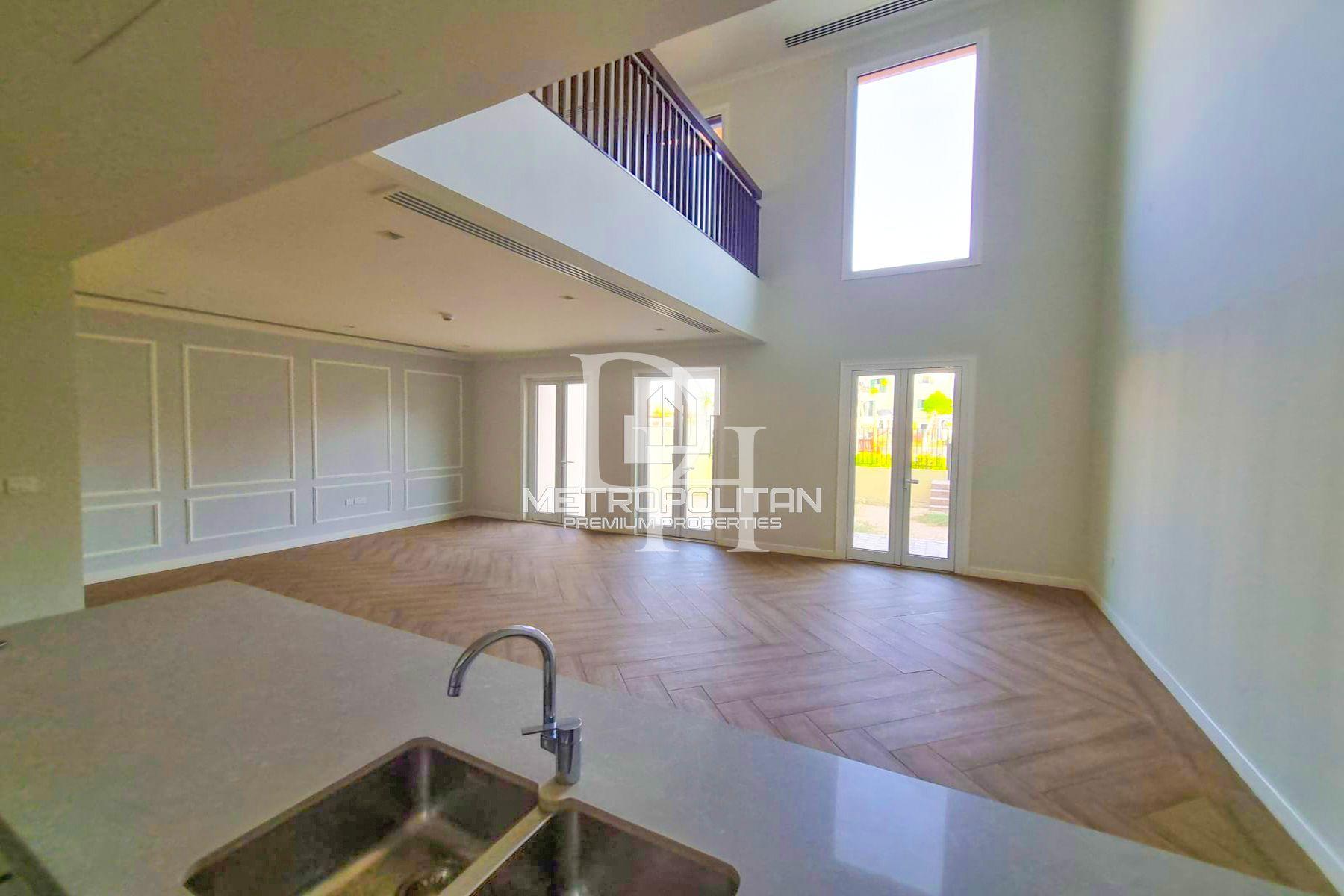 House / Townhouse, UAE, Emirate of Dubai, Jumeirah, 9 900 000 Dh photo 2