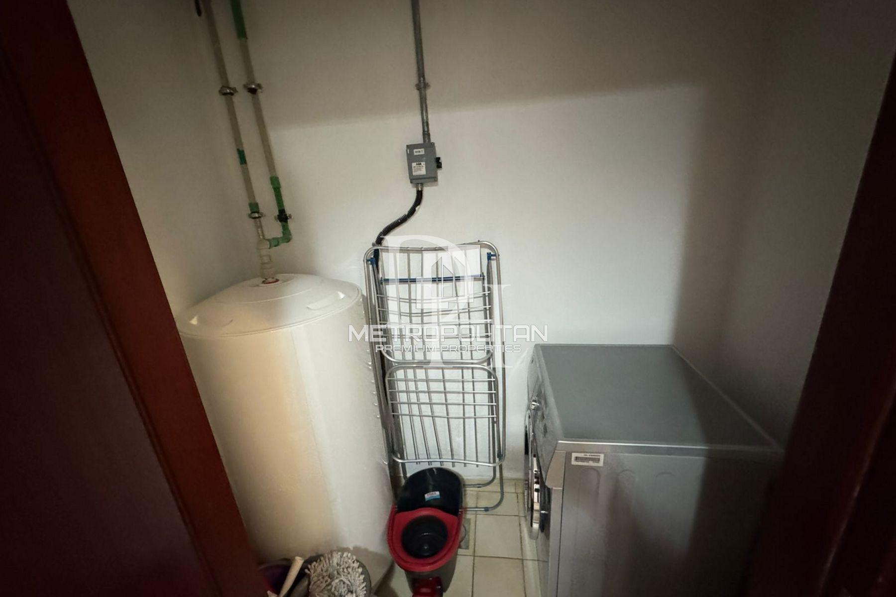 Apartments, UAE, Emirate of Dubai, Jumeirah, 1 650 000 Dh photo 12