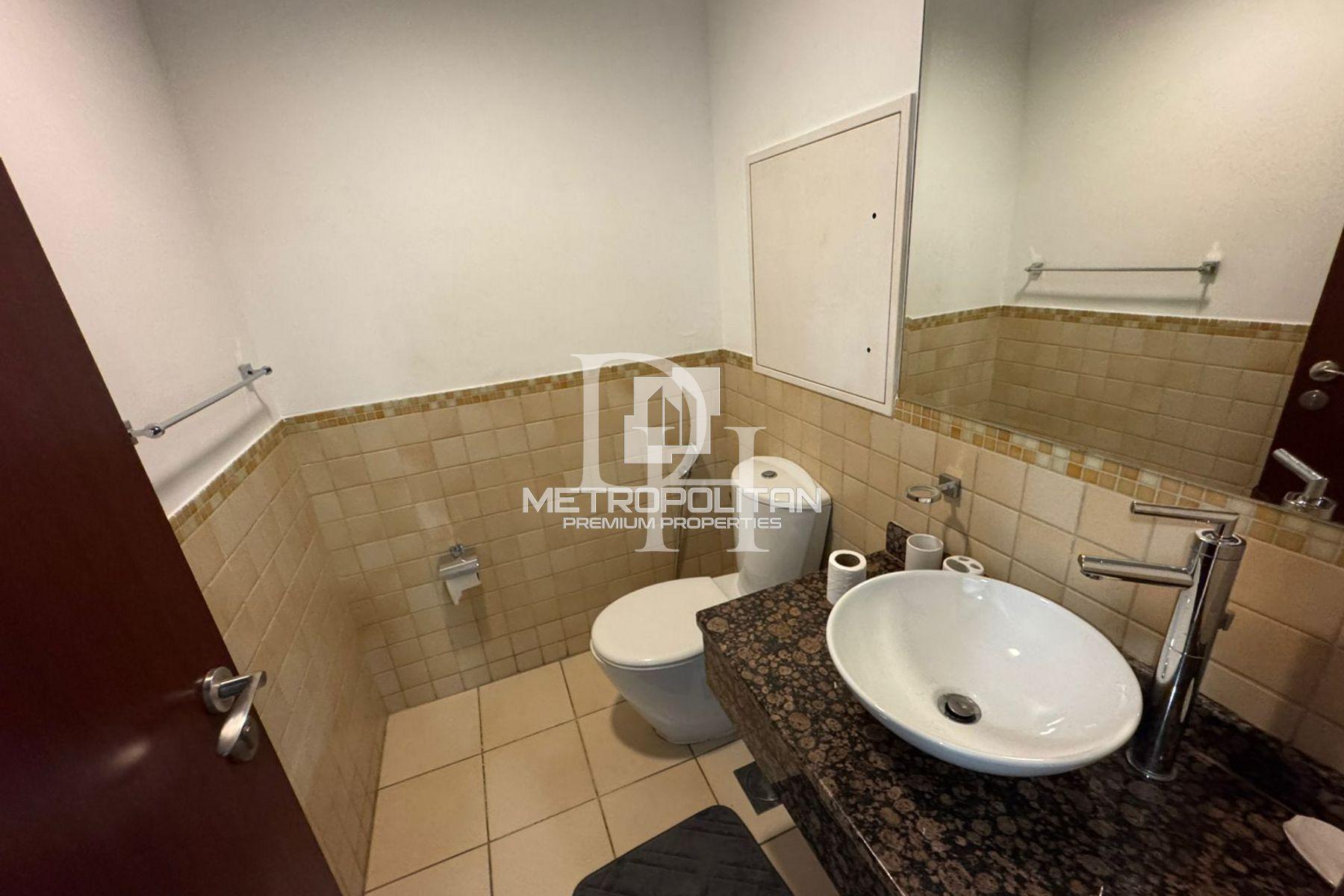 Apartments, UAE, Emirate of Dubai, Jumeirah, 1 650 000 Dh photo 15