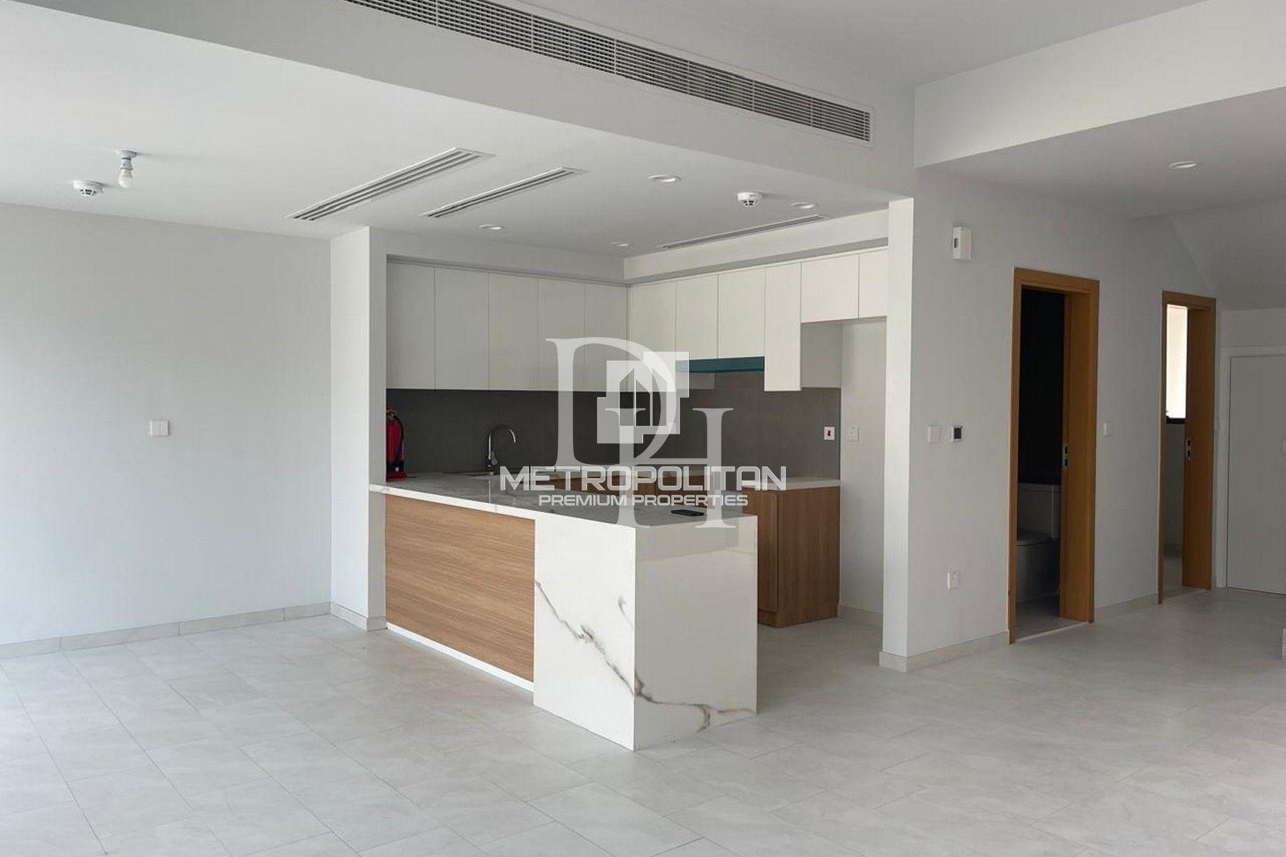 Будинок / Таунхаус, ОАЕ, Емірат Дубай, Дубай, 3 000 000 Dh фото 1