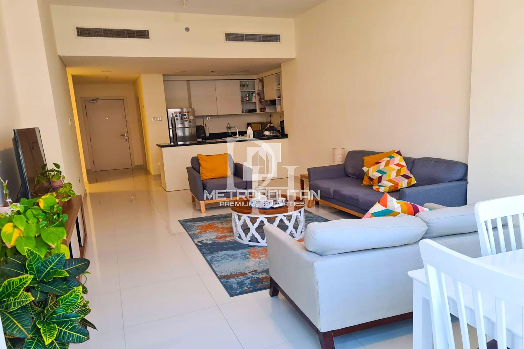 Apartments, UAE, Emirate of Dubai, Dubai, 2 100 000 Dh photo 2