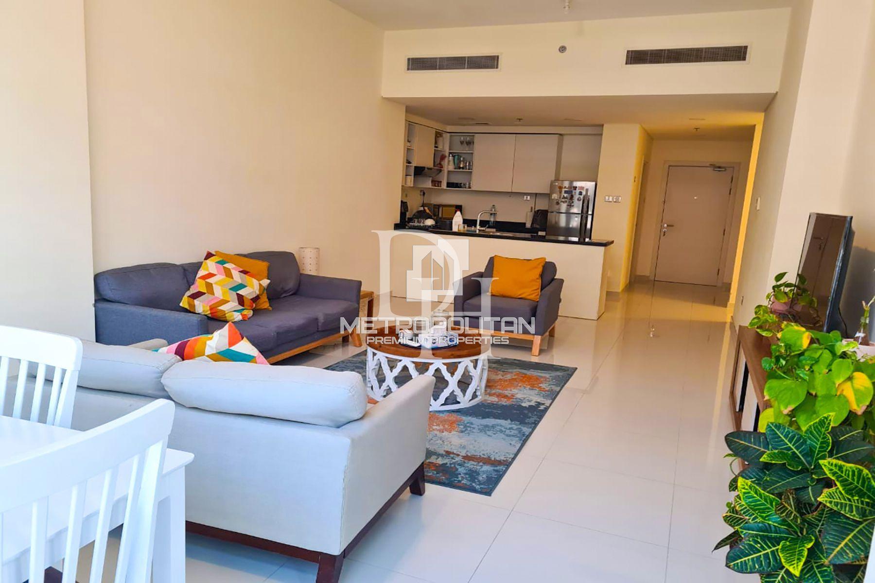 Apartments, UAE, Emirate of Dubai, Dubai, 2 100 000 Dh photo 4