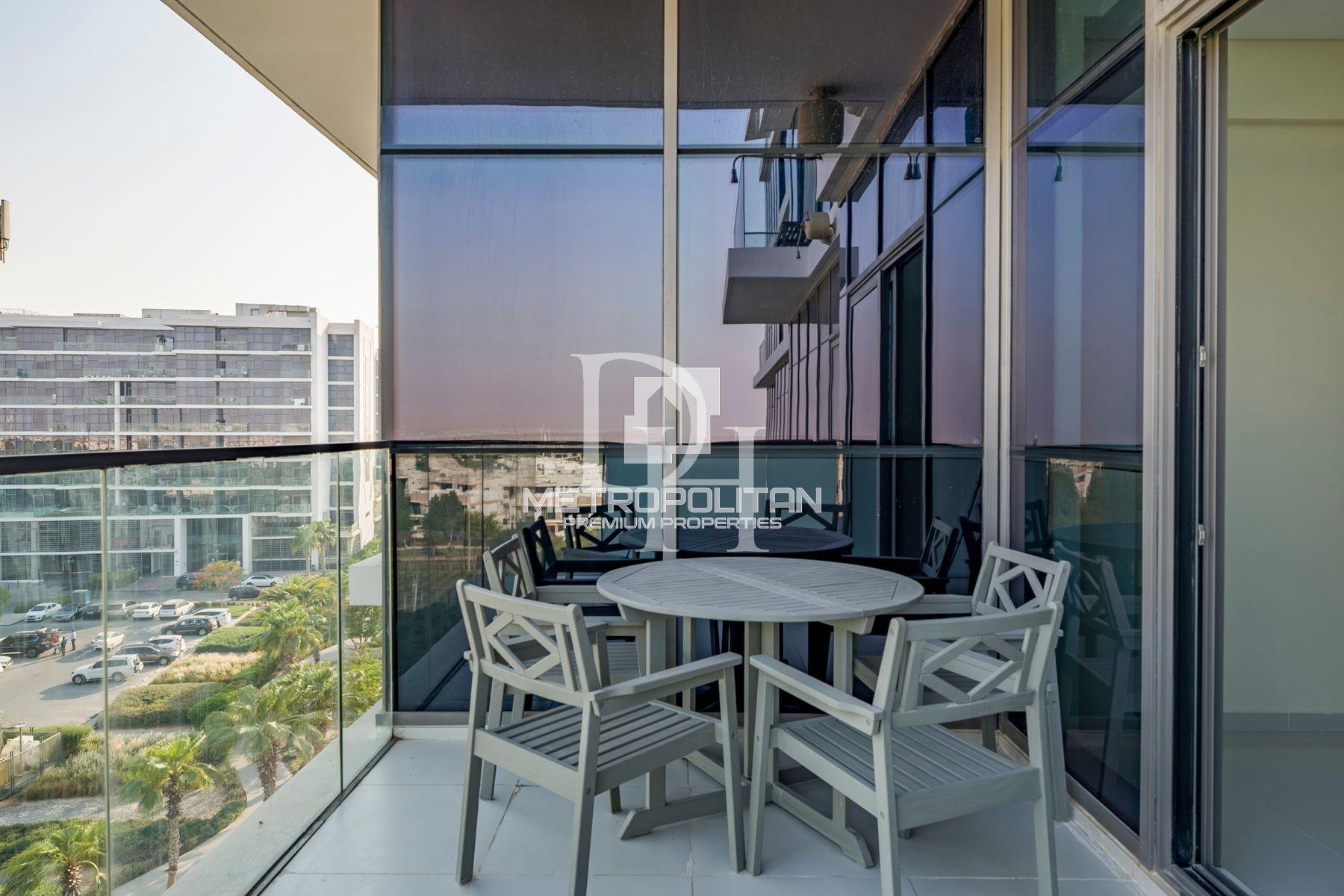 Apartments, UAE, Emirate of Dubai, Dubai, 645 000 Dh photo 3