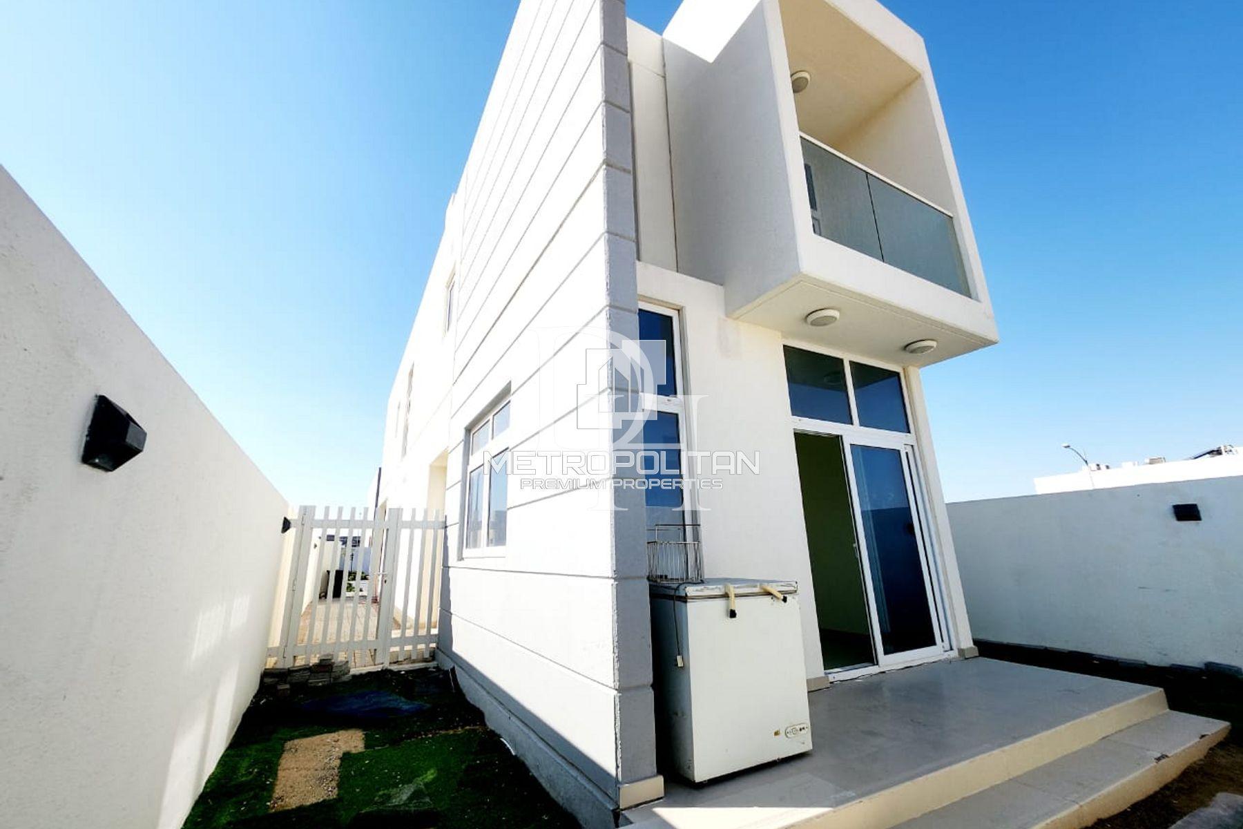 House / Villa, UAE, Emirate of Dubai, Dubai, 2 190 000 Dh photo 1