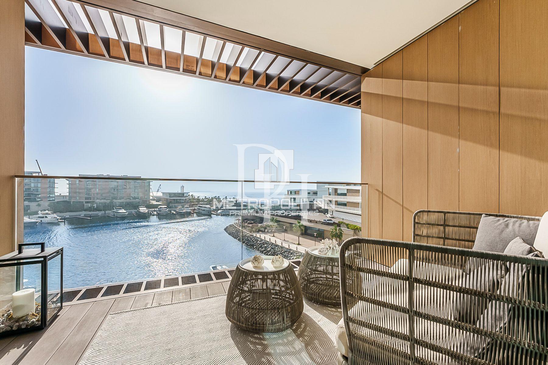 Apartments, UAE, Emirate of Dubai, Jumeirah, 26 000 000 Dh photo 1