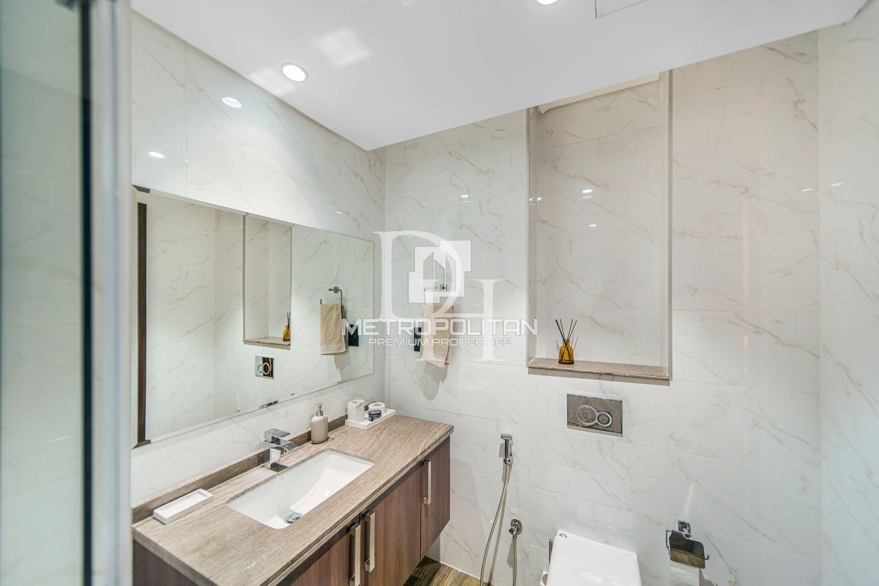 Apartments, UAE, Emirate of Dubai, Dubai, 12 850 000 Dh photo 10