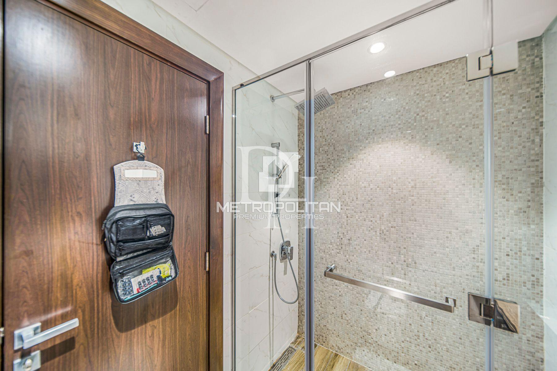 Apartments, UAE, Emirate of Dubai, Dubai, 12 850 000 Dh photo 11