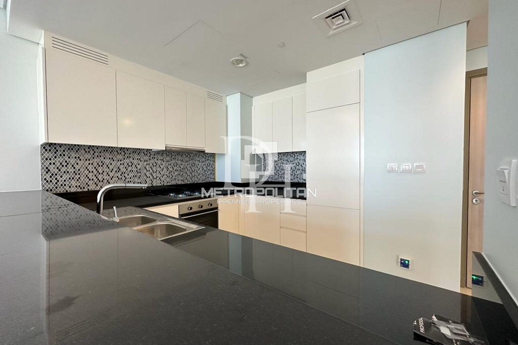 Apartments, UAE, Emirate of Dubai, Dubai, 3 000 000 Dh photo 6