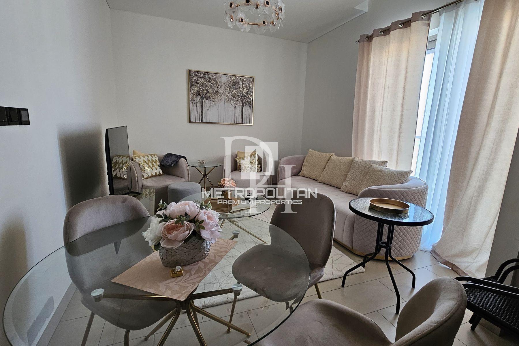 Apartments, UAE, Emirate of Dubai, Downtown Burj Dubai, 2 097 000 Dh photo 1