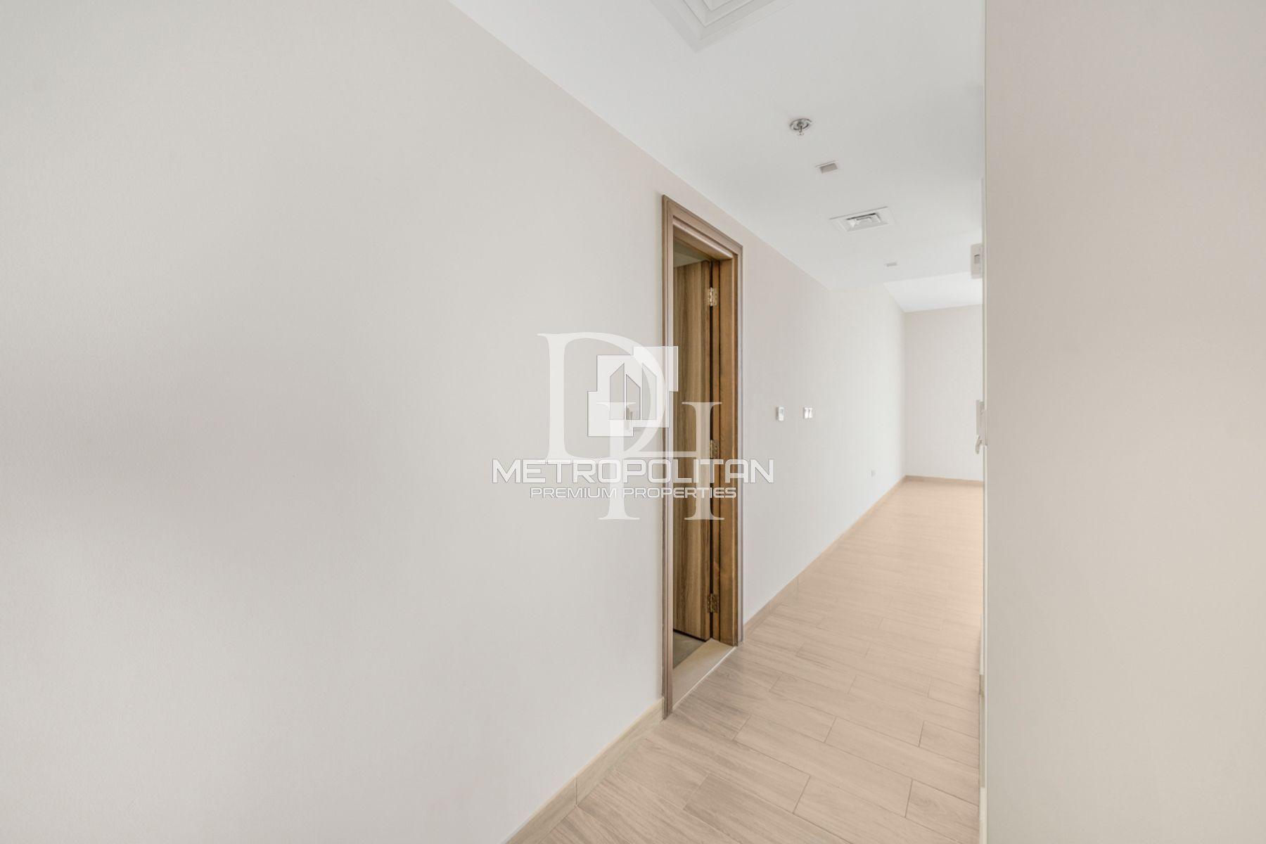 Apartments, UAE, Emirate of Dubai, Dubai, 2 400 000 Dh photo 5