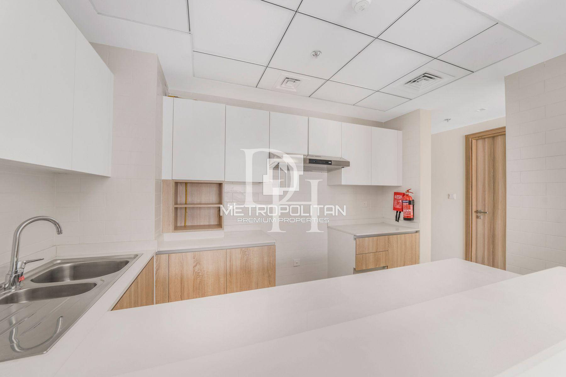 Apartments, UAE, Emirate of Dubai, Dubai, 2 400 000 Dh photo 8