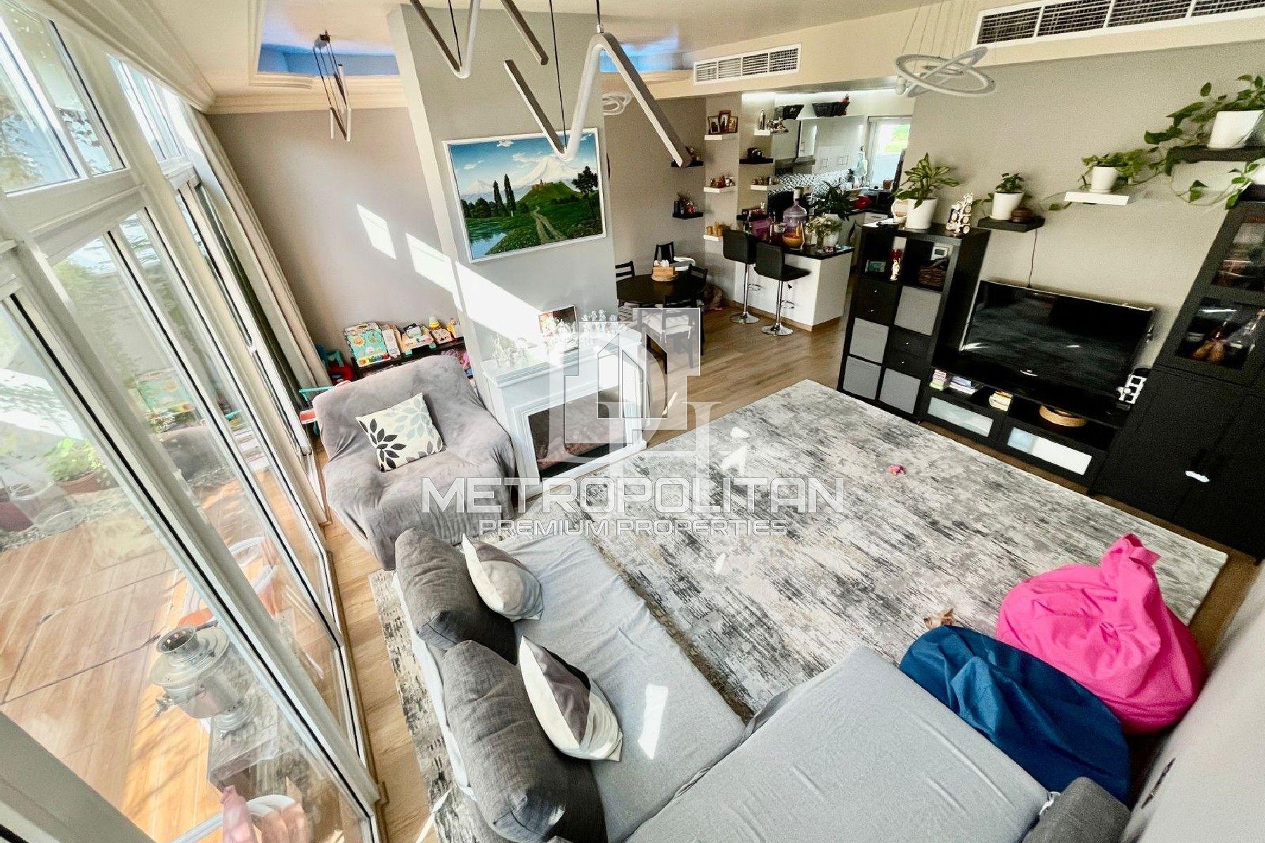 House / Townhouse, UAE, Emirate of Dubai, Dubai, 1 650 000 Dh photo 1