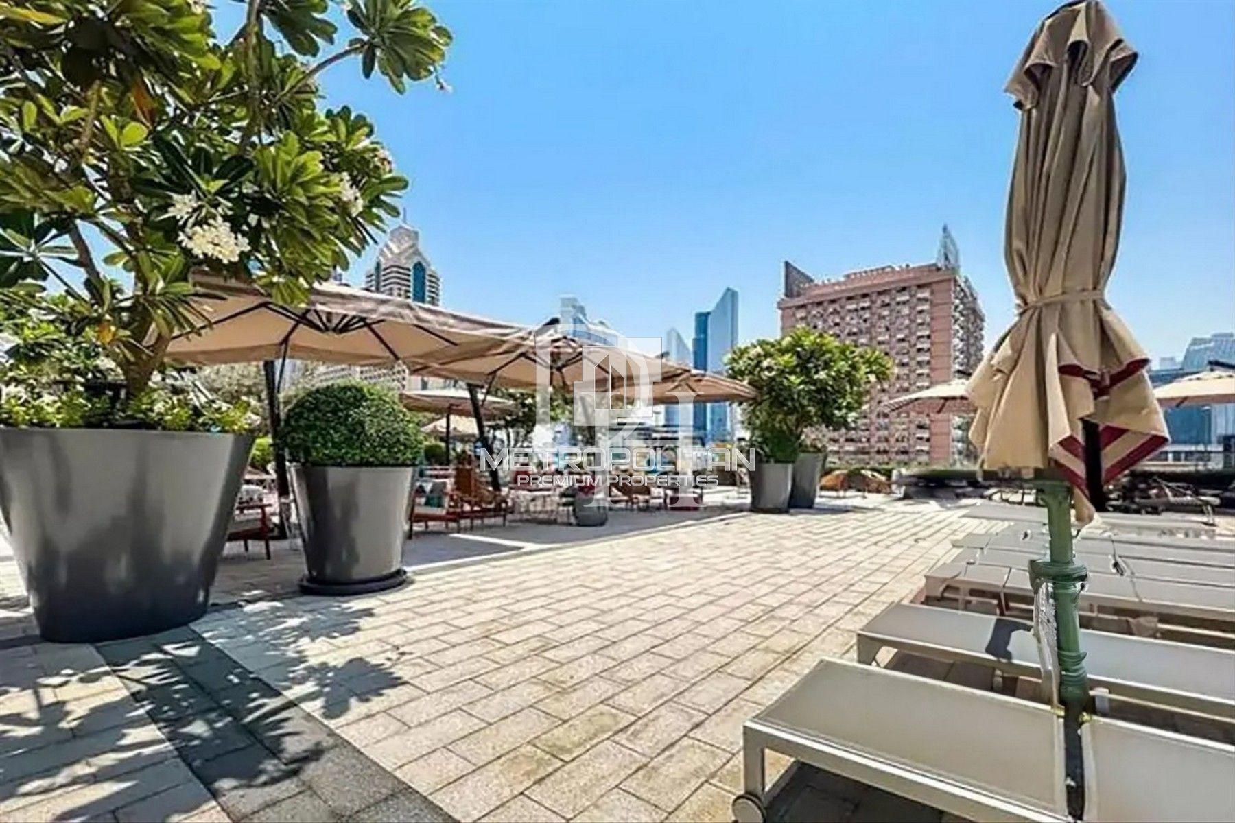Apartments, UAE, Emirate of Dubai, Dubai, 800 000 Dh photo 11