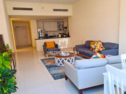Apartments, UAE, Emirate of Dubai, Dubai, 2 100 000 Dh photo 2