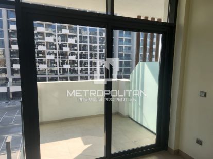 Apartments, UAE, Emirate of Dubai, Dubai, 750 000 Dh photo 4