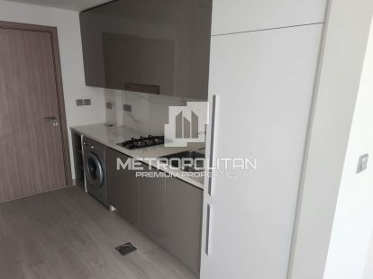 Apartments, UAE, Emirate of Dubai, Dubai, 750 000 Dh photo 6