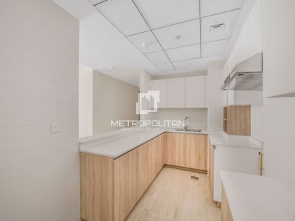 Apartments, UAE, Emirate of Dubai, Dubai, 2 400 000 Dh photo 2