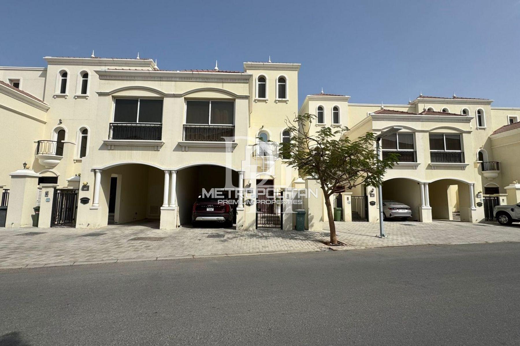 House / Townhouse, UAE, Emirate of Ras Al Khaimah, Ras al-Khaimah, 2 300 000 Dh photo 1