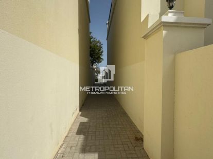 House / Townhouse, UAE, Emirate of Ras Al Khaimah, Ras al-Khaimah, 2 300 000 Dh photo 3