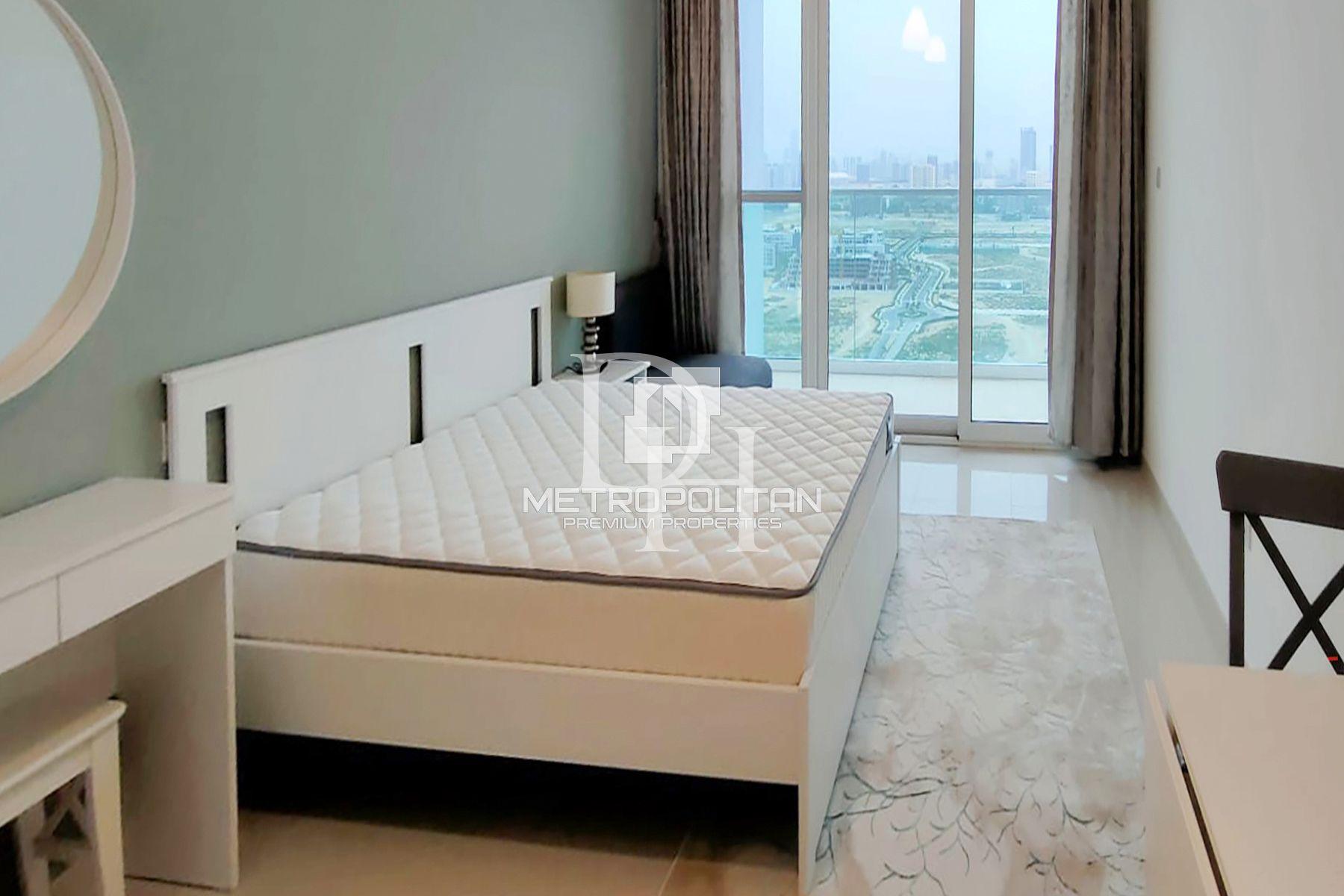 Apartments, UAE, Emirate of Dubai, Dubai, 600 000 Dh photo 1
