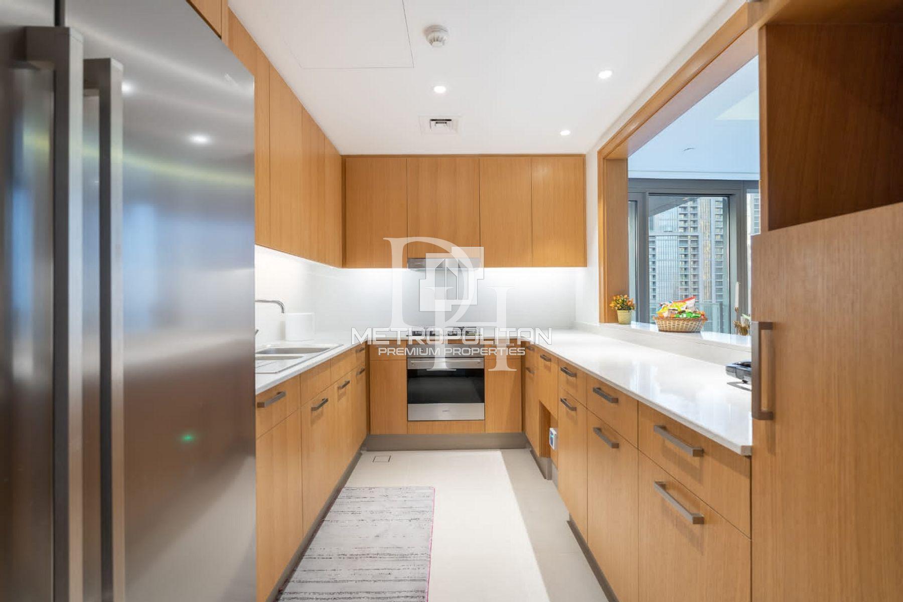 Apartments, UAE, Emirate of Dubai, Downtown Burj Dubai, 4 990 000 Dh photo 6