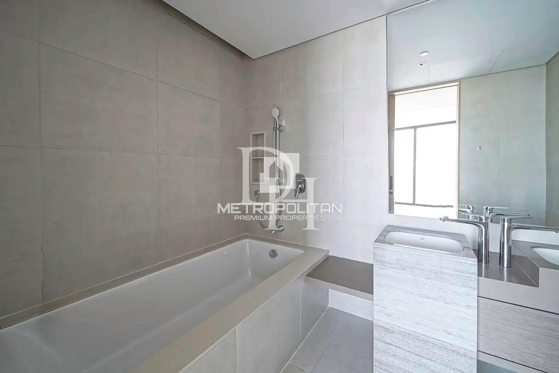 Apartments, UAE, Emirate of Dubai, Jumeirah, 4 100 000 Dh photo 10