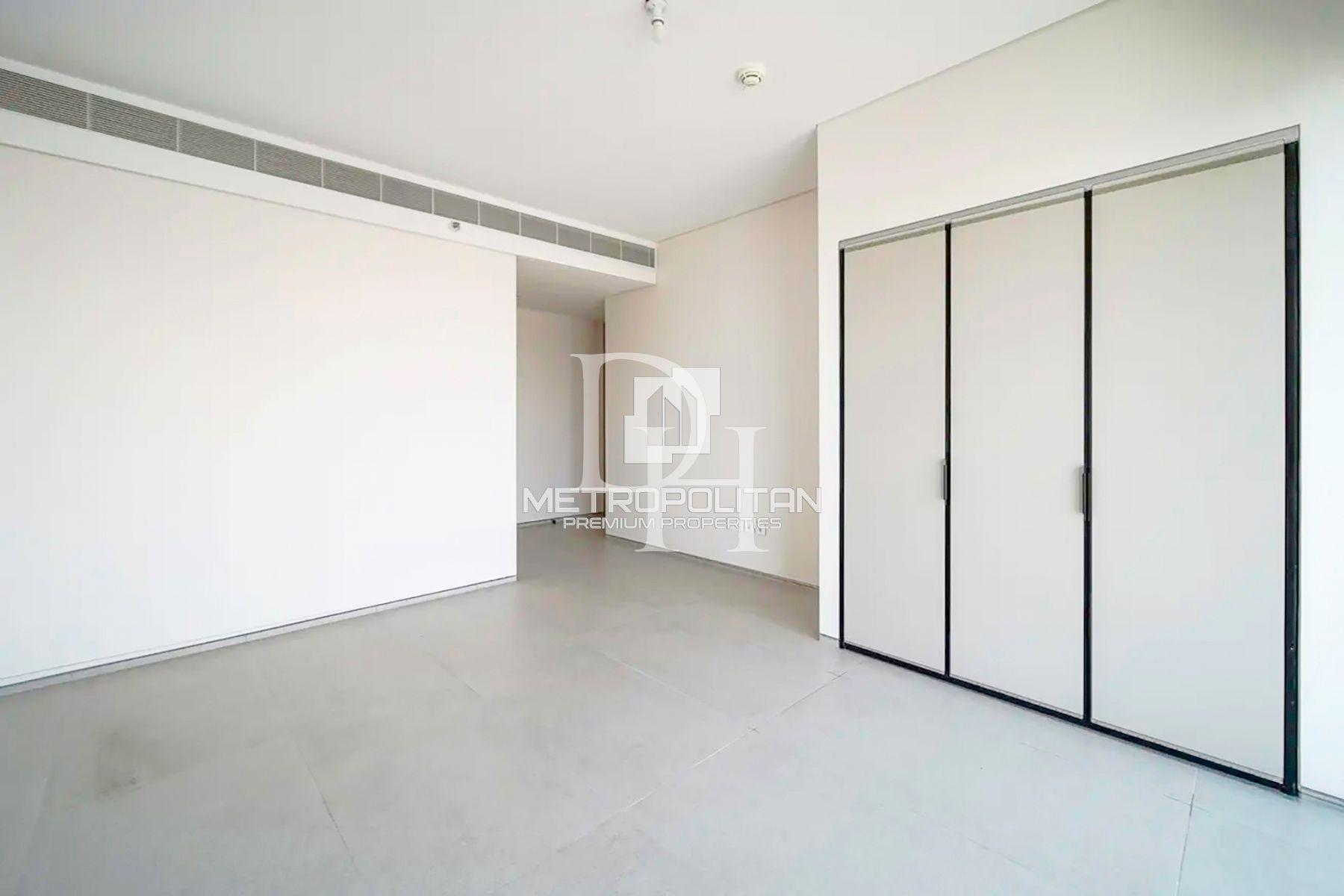 Apartments, UAE, Emirate of Dubai, Jumeirah, 4 100 000 Dh photo 15