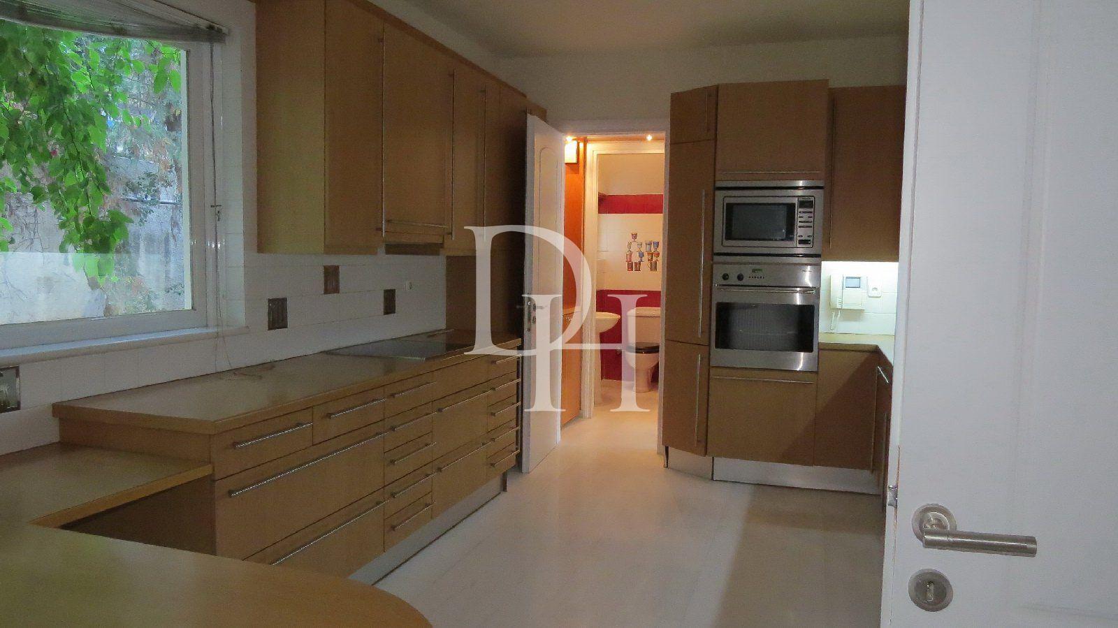 House / Villa, Greece, Attica, 1 950 000 € photo 8