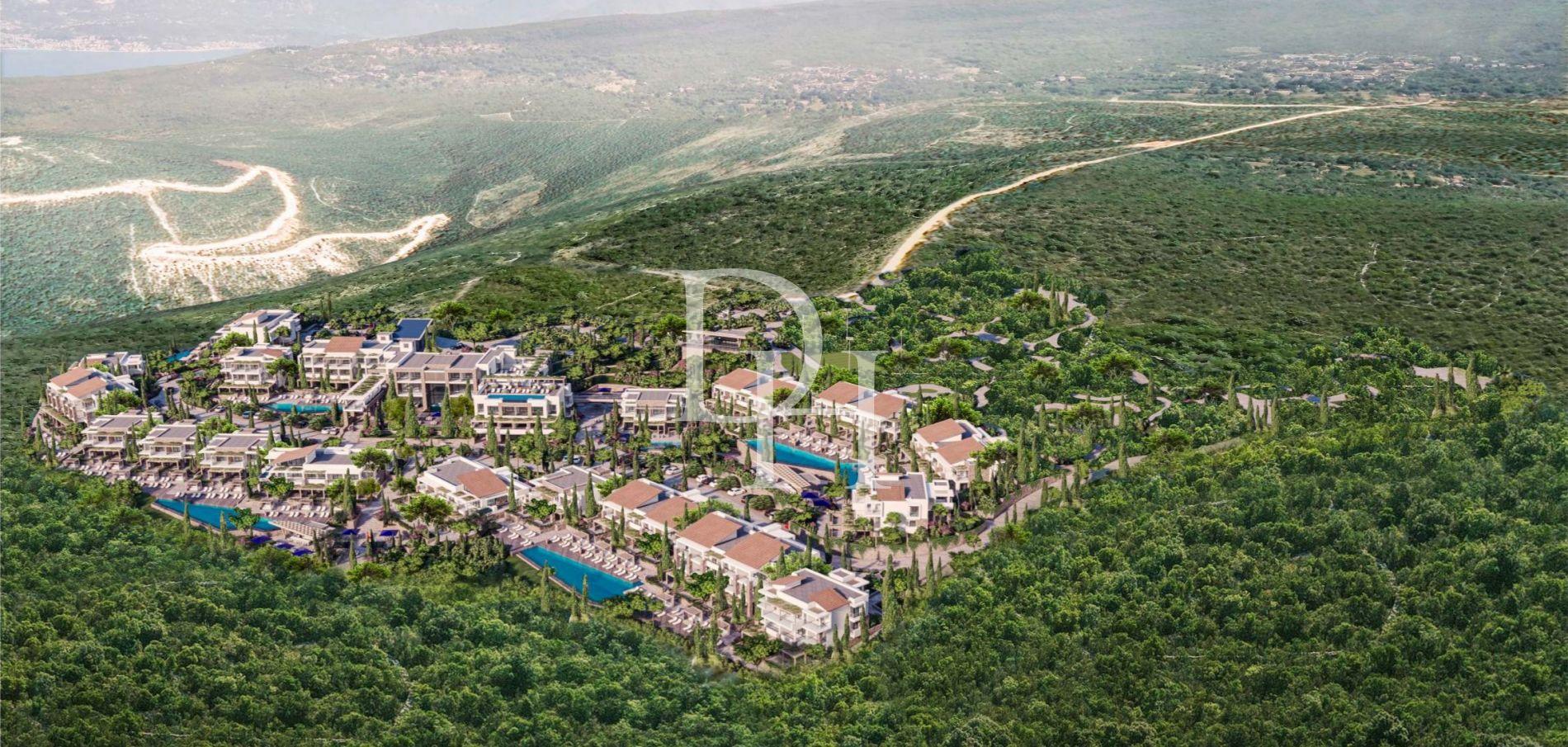 Земля, Чорногорія, О. Тіват, Тіват, 200 € фото 1