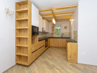 Будинок / Вілла, Чорногорія, О. Тіват, Тіват, 750 000 € фото 2