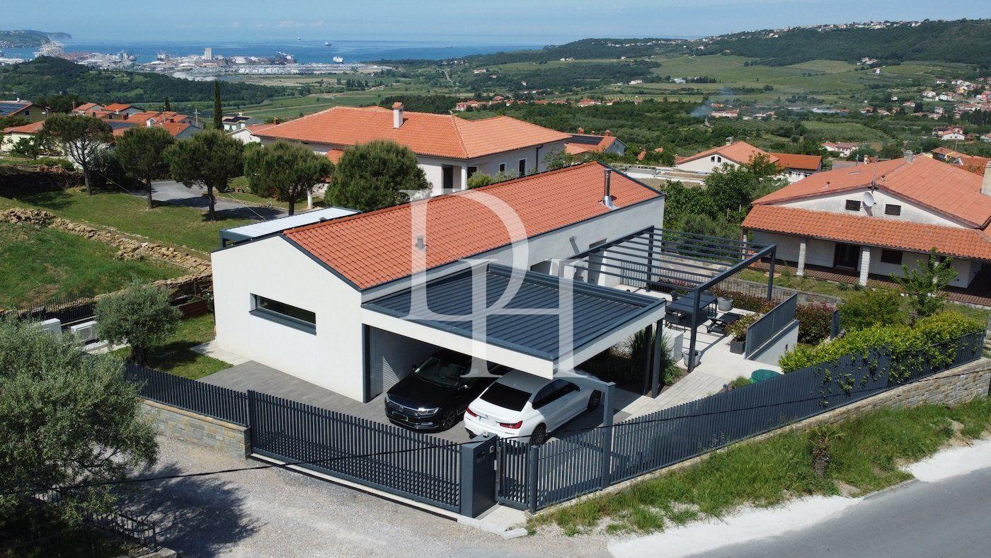 House, Slovenia, Primorska, 980 000 € photo 14