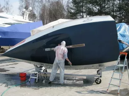 Boat and yacht bottom cleaning services (ID:11859)