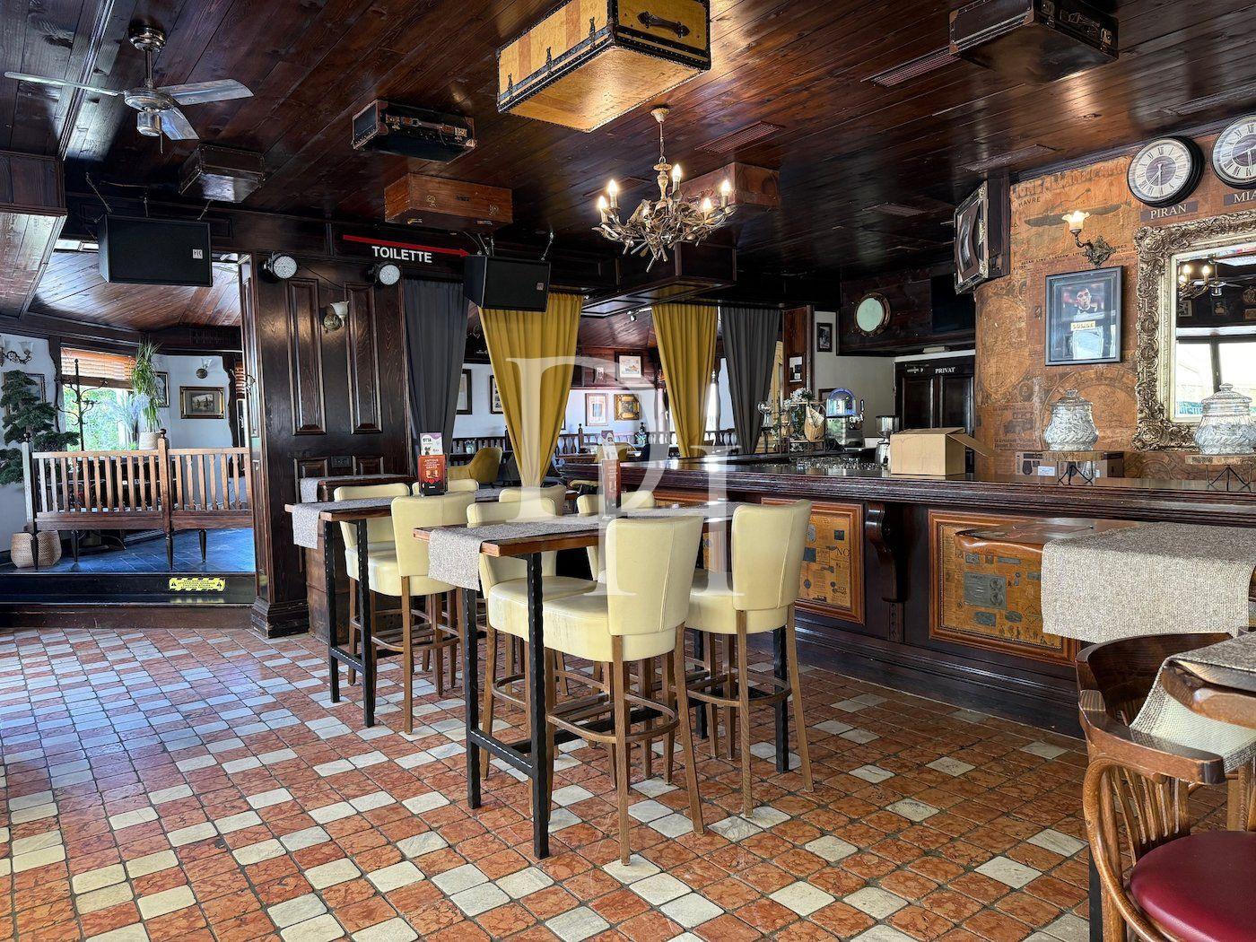 Commercial property / Restaurant, Slovenia, Primorska, Piran, 1 890 000 € photo 10