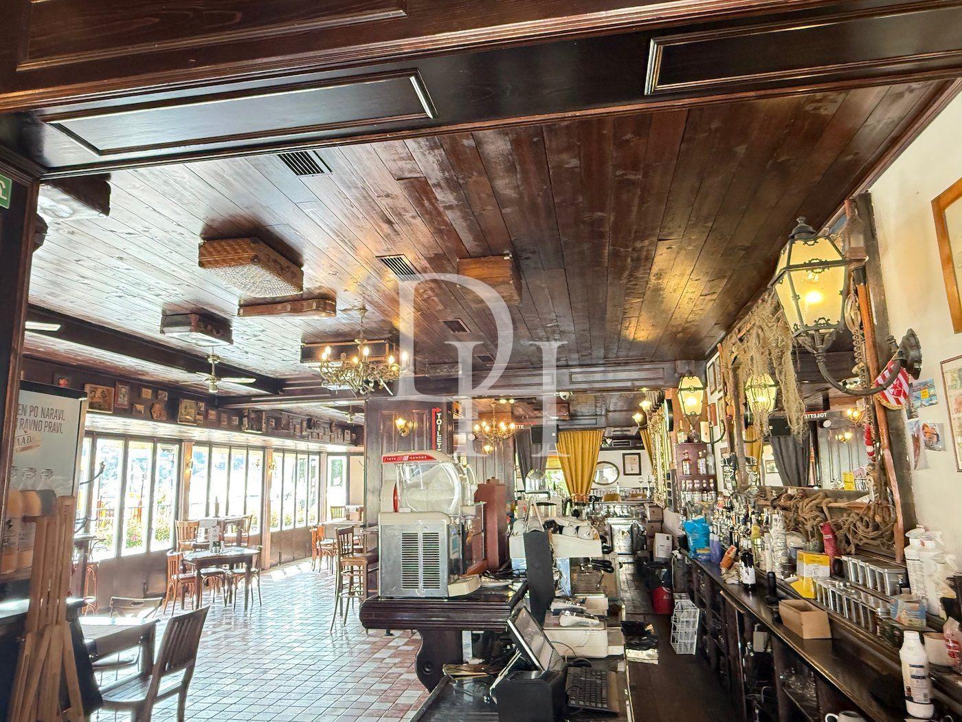 Commercial property / Restaurant, Slovenia, Primorska, Piran, 1 890 000 € photo 11