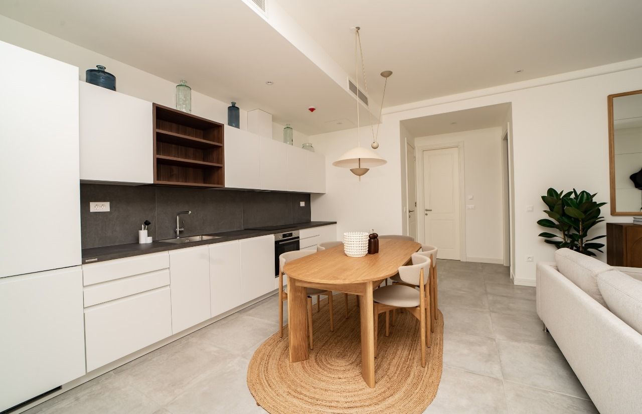 Апартаменты, Черногория, О. Тиват, Тиват, 620 000 € фото 2