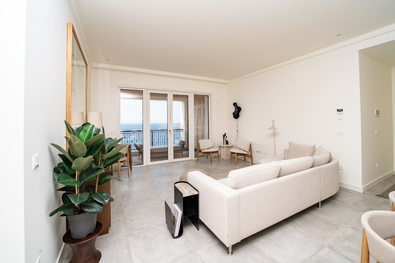 Апартаменты, Черногория, О. Тиват, Тиват, 620 000 € фото 4