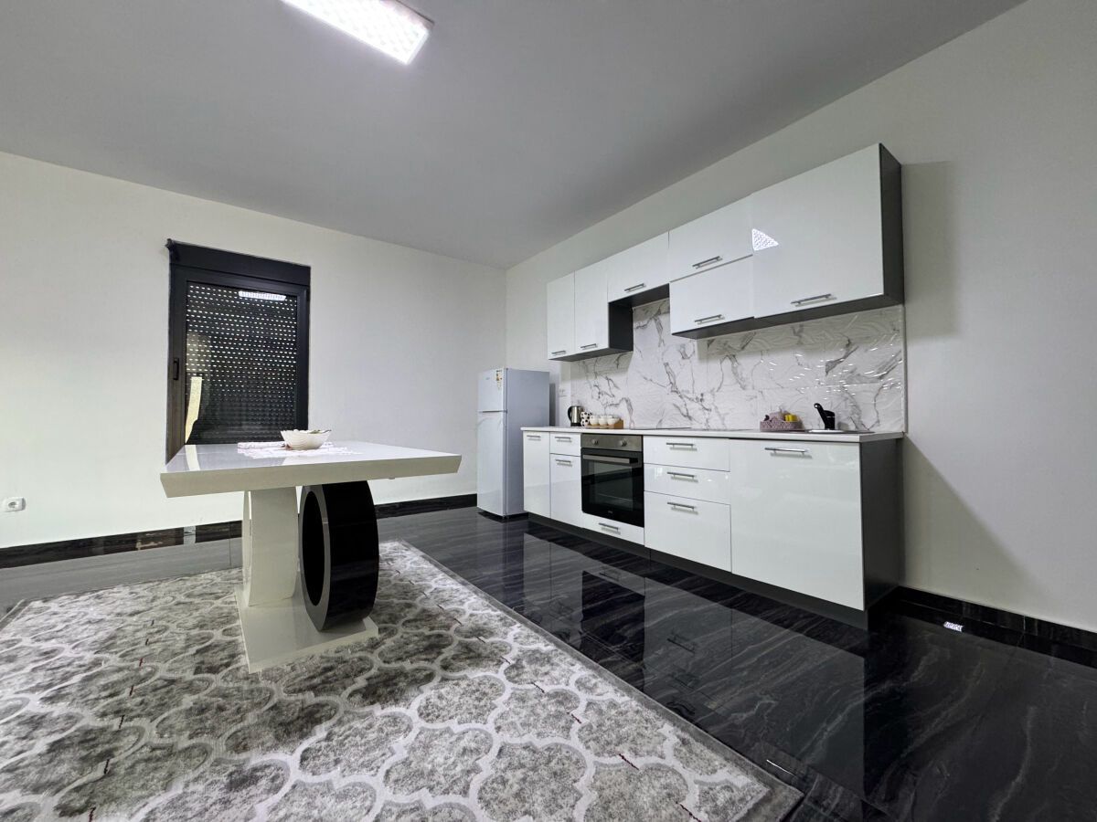 Дом / Вилла, Черногория, О. Бар, Бар, 285 000 € фото 1