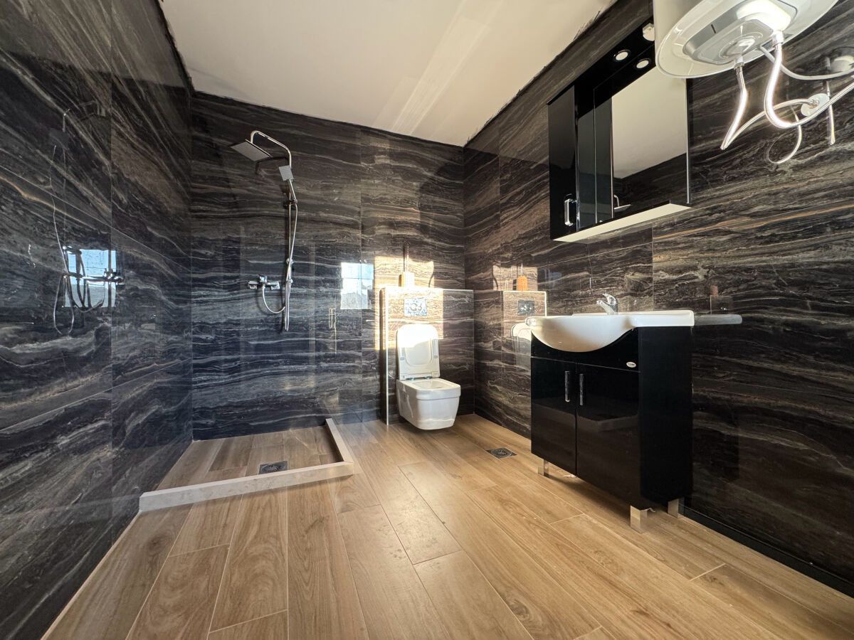 Дом / Вилла, Черногория, О. Бар, Бар, 285 000 € фото 4